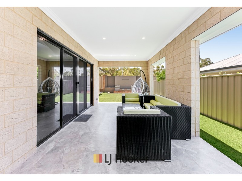 61 Barbarossa Drive, Caversham WA 6055