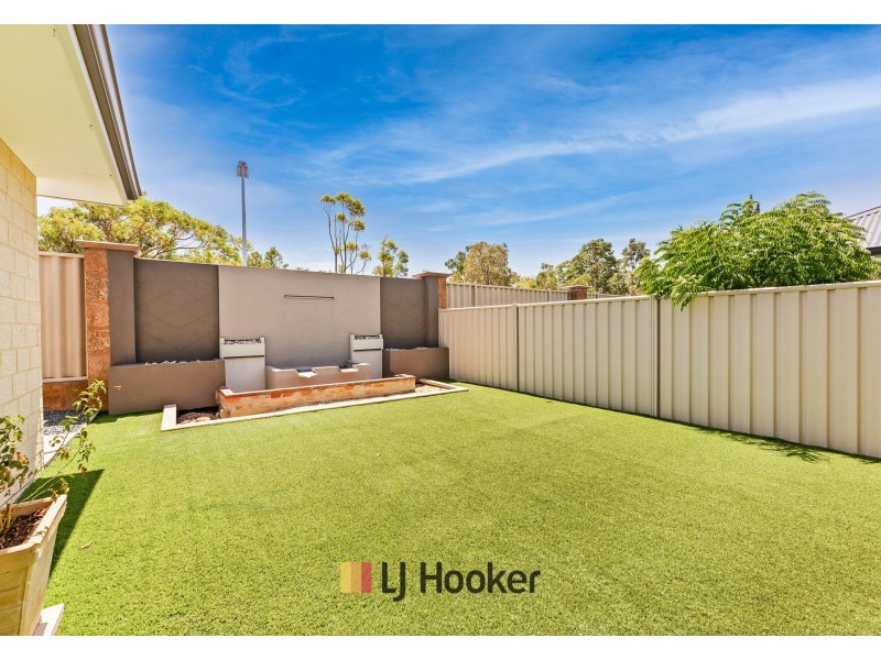 61 Barbarossa Drive, Caversham WA 6055