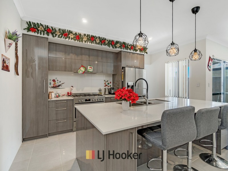 57 Pegasus Rd, Bennett Springs WA 6063