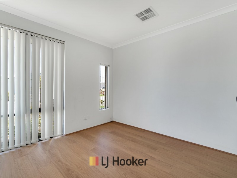 57 Pegasus Rd, Bennett Springs WA 6063