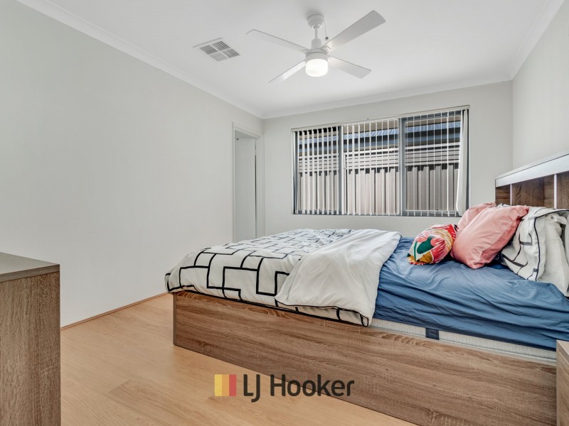 57 Pegasus Rd, Bennett Springs WA 6063