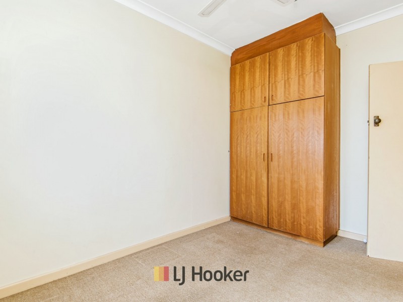 12 Newhaven Way, Nollamara WA 6061