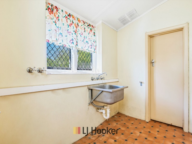 12 Newhaven Way, Nollamara WA 6061