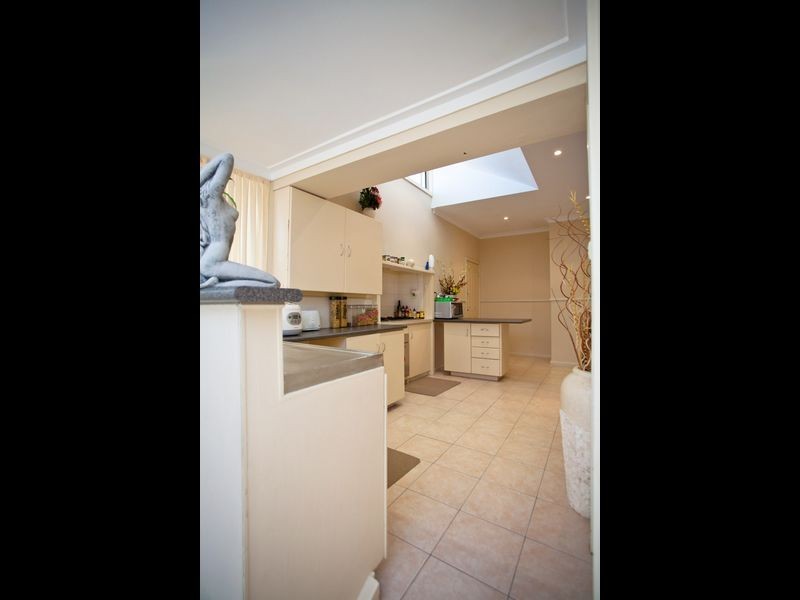 311 Grand Promenade, Dianella WA 6059