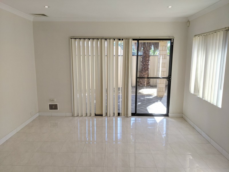 3B Findon Crescent, Westminster WA 6061