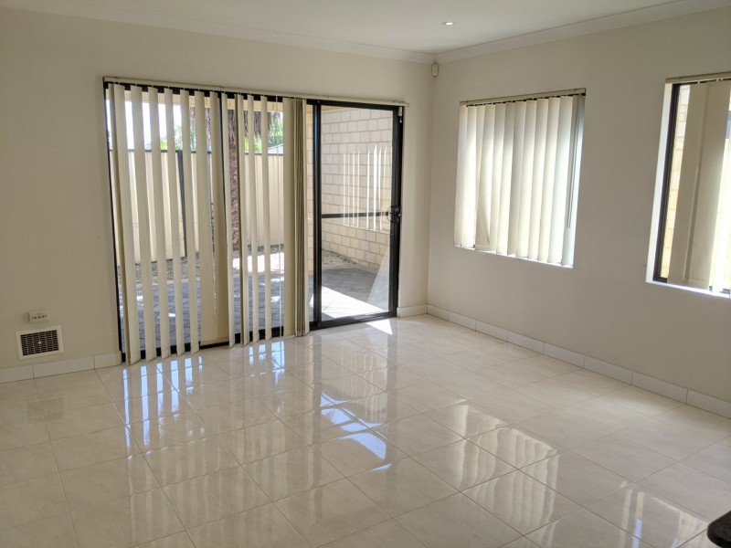 3B Findon Crescent, Westminster WA 6061