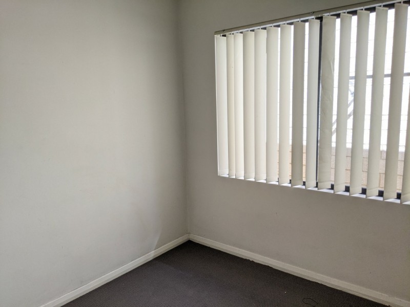 3B Findon Crescent, Westminster WA 6061