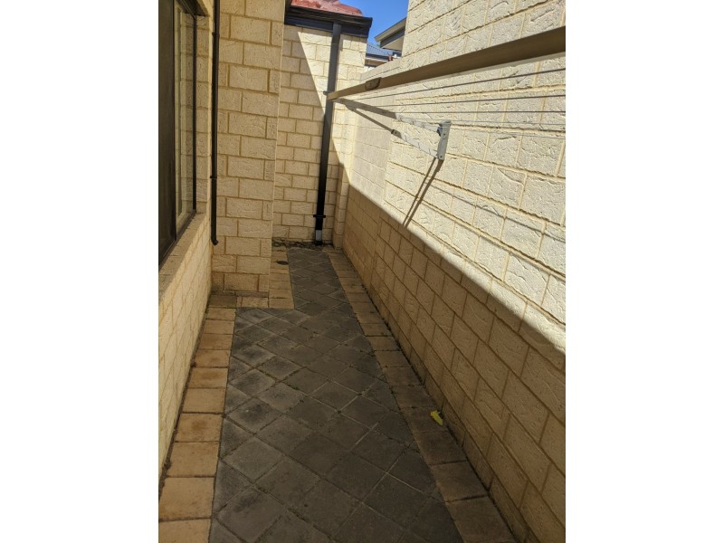 3B Findon Crescent, Westminster WA 6061