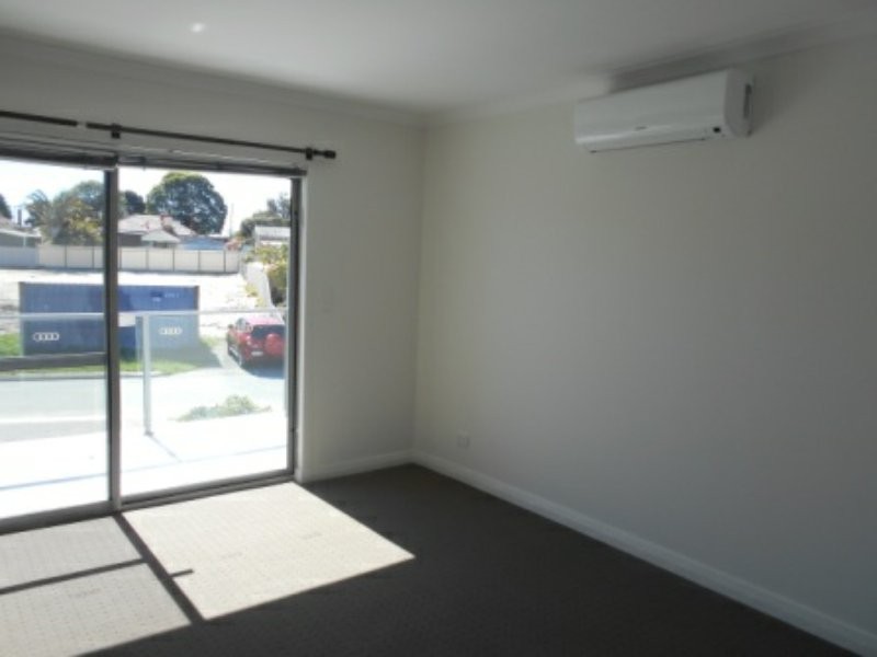 30 Coolham Way, Balga WA 6061