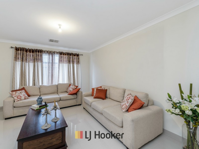 59 Raeside Drive, Landsdale WA 6065