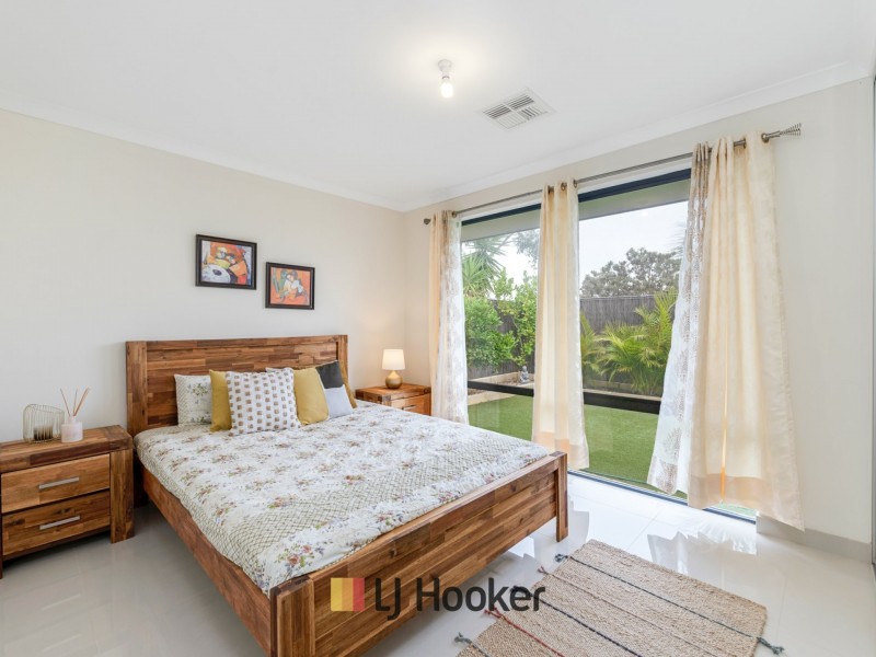 59 Raeside Drive, Landsdale WA 6065