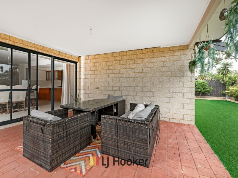 59 Raeside Drive, Landsdale WA 6065