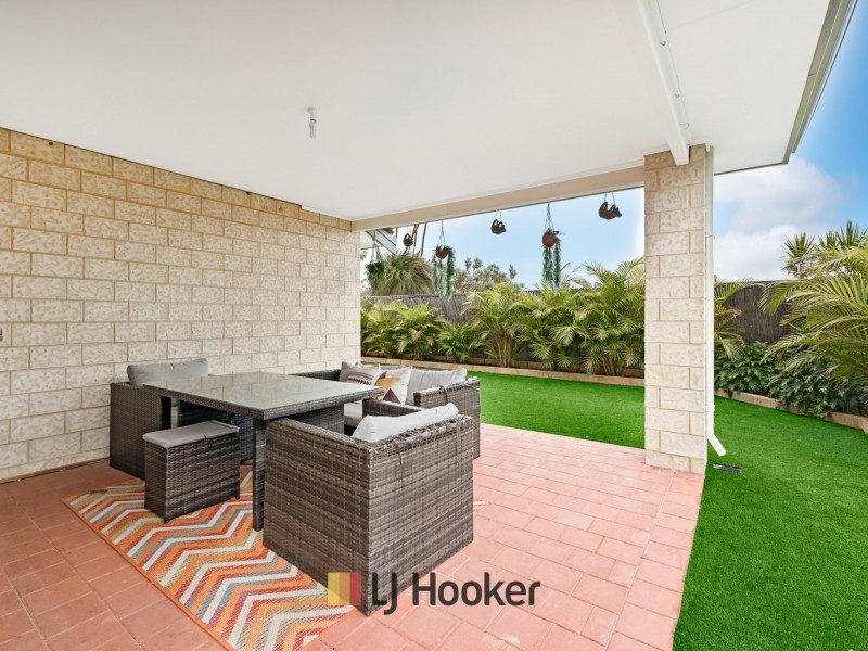 59 Raeside Drive, Landsdale WA 6065