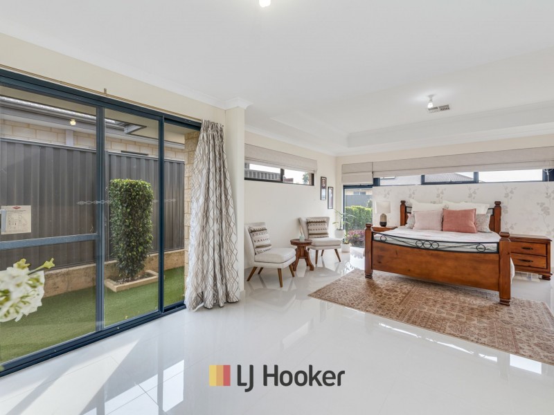 59 Raeside Drive, Landsdale WA 6065