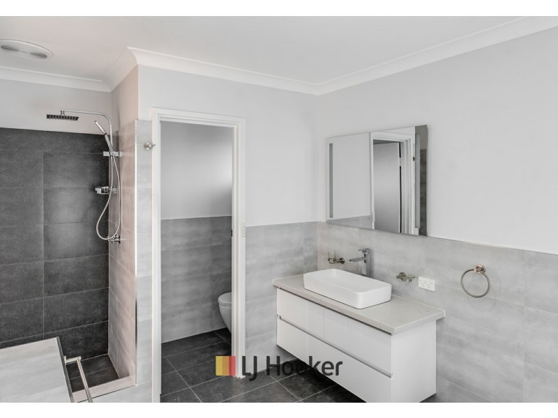 51 Curtis Way, Girrawheen WA 6064