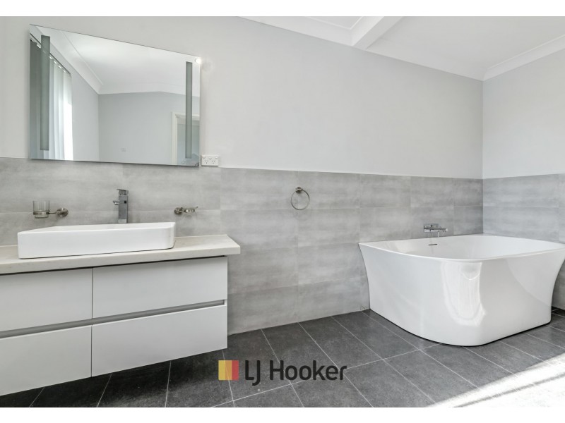 51 Curtis Way, Girrawheen WA 6064