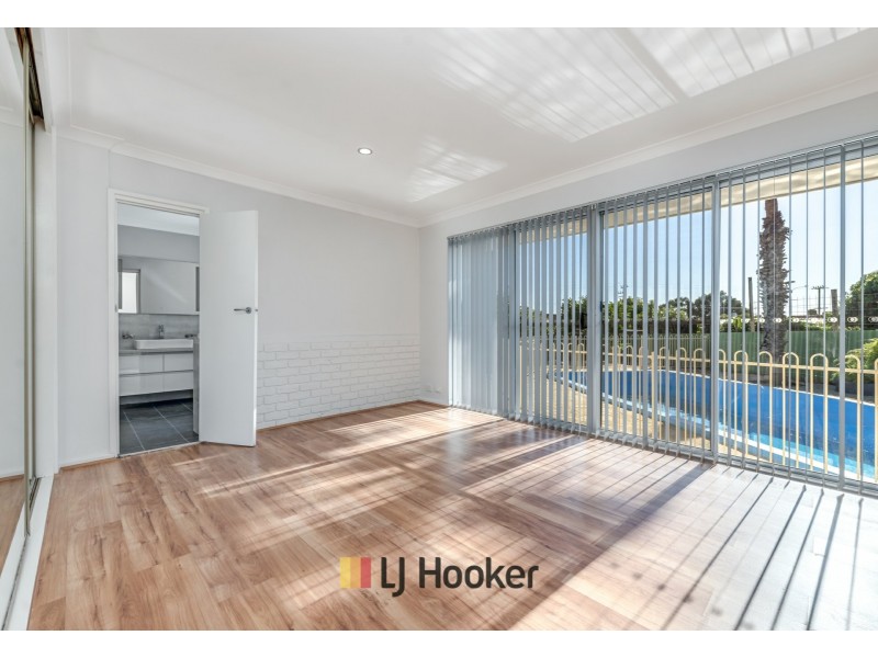 51 Curtis Way, Girrawheen WA 6064