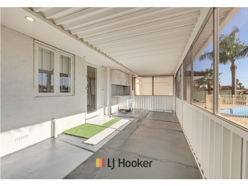 51 Curtis Way, Girrawheen WA 6064