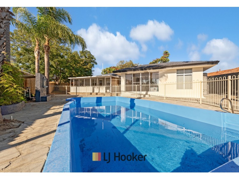 51 Curtis Way, Girrawheen WA 6064