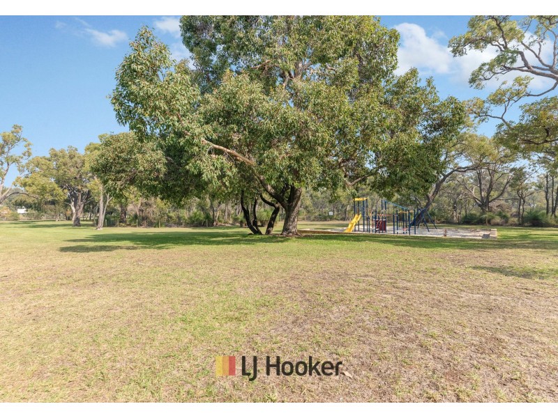 2/3 Derrington Crescent, Balga WA 6061