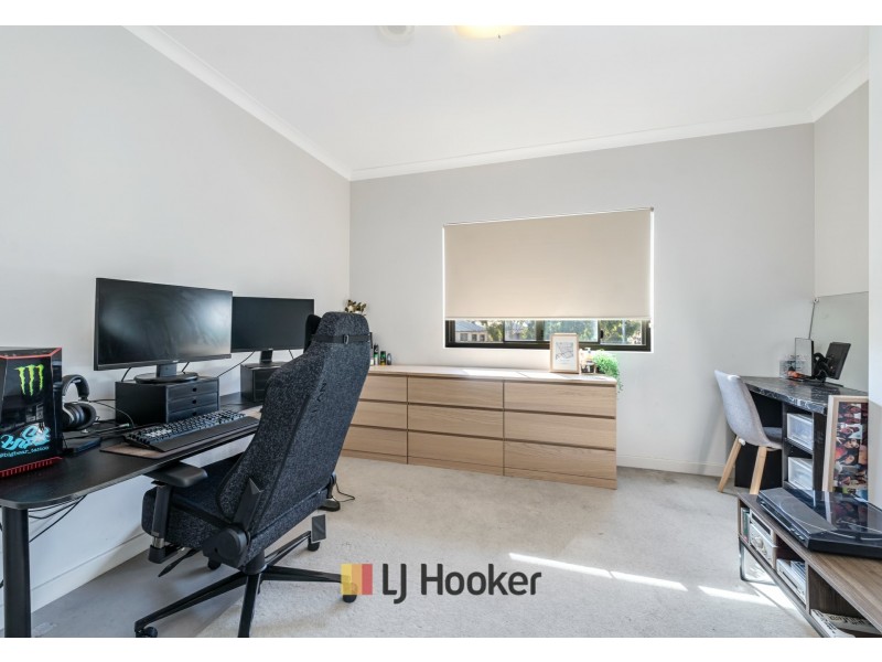 10/1 Walsh Loop, Joondalup WA 6027