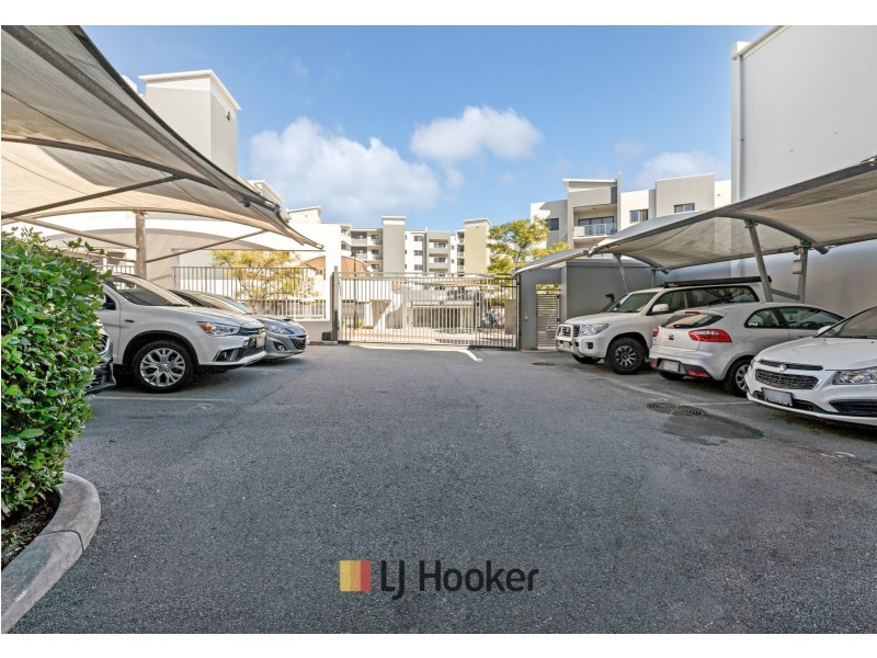 10/1 Walsh Loop, Joondalup WA 6027