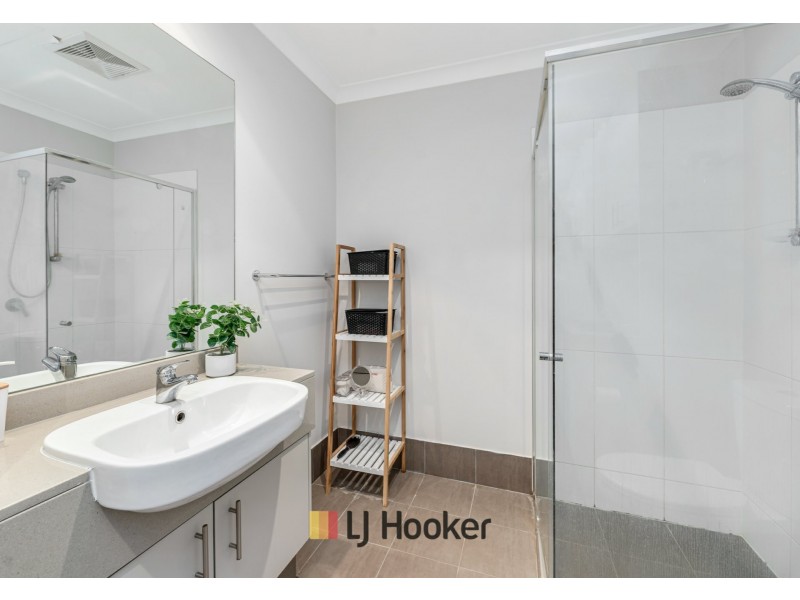 10/1 Walsh Loop, Joondalup WA 6027