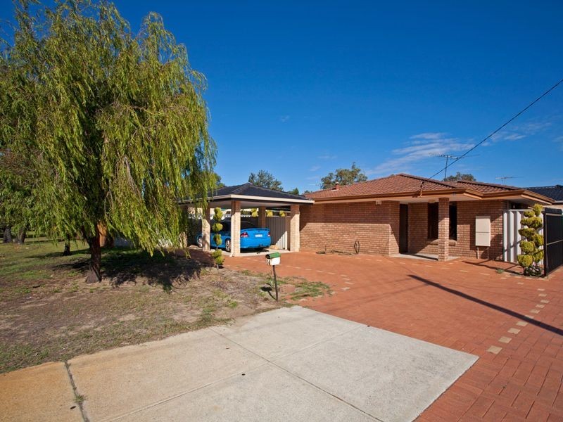 14 Hawkeshead Way, Balga WA 6061
