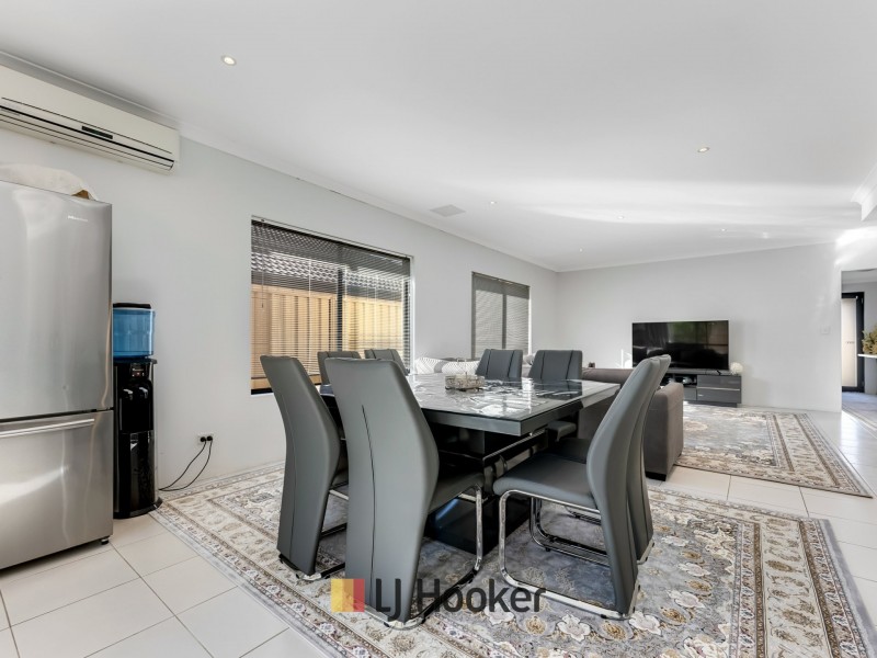 14 Hoypoy Gardens, Darch WA 6065