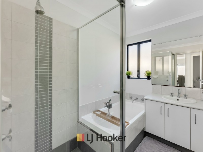 14 Hoypoy Gardens, Darch WA 6065