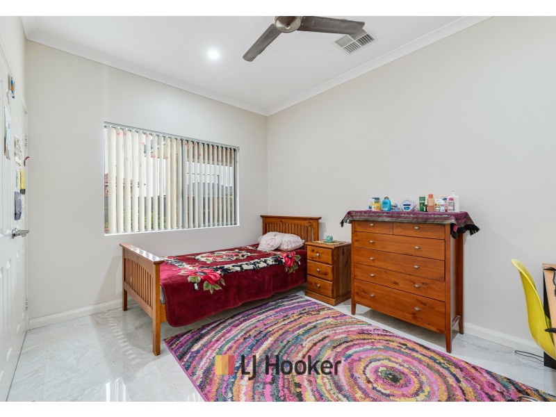 5 Mela Way, Landsdale WA 6065