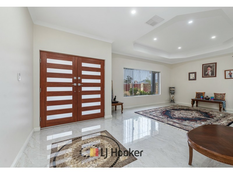 5 Mela Way, Landsdale WA 6065