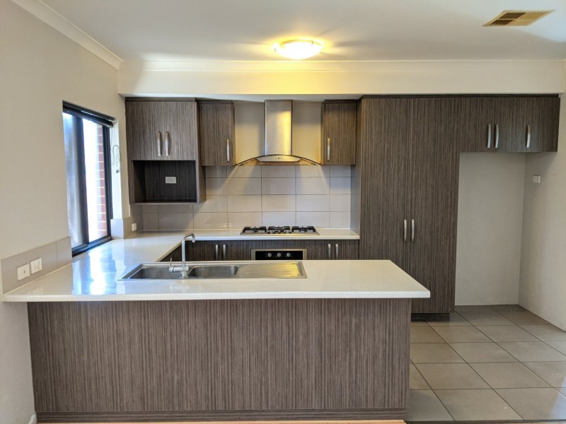 4A Gibbs Crescent, Westminster WA 6061