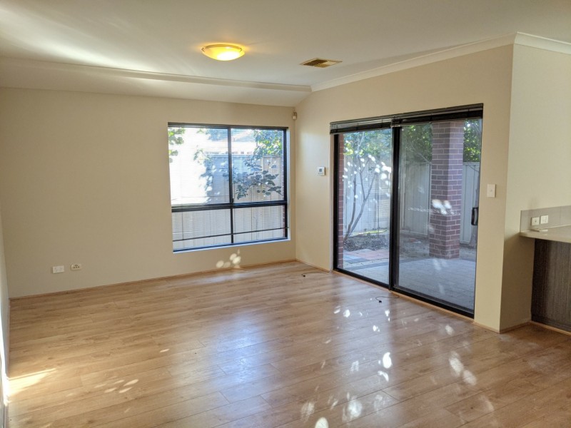 4A Gibbs Crescent, Westminster WA 6061