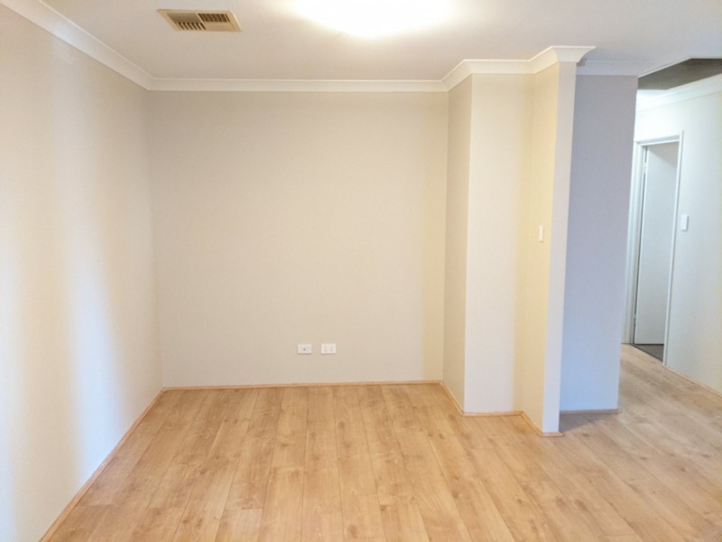 4A Gibbs Crescent, Westminster WA 6061