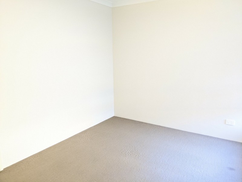 4A Gibbs Crescent, Westminster WA 6061