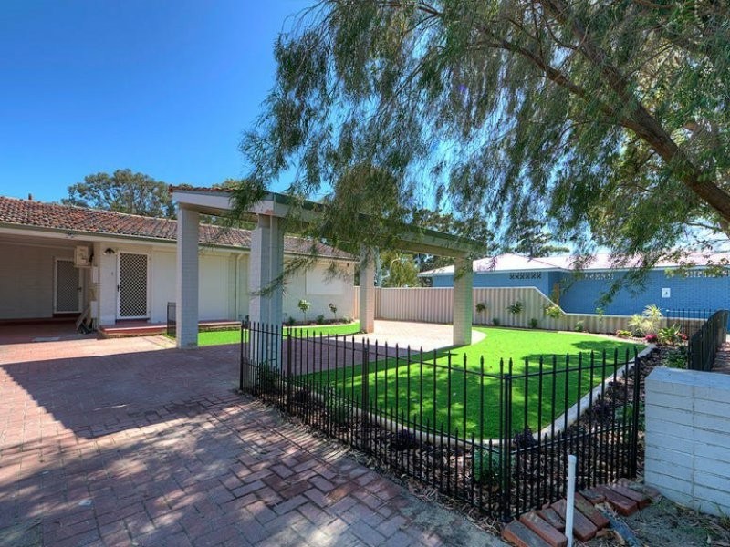 25D Ferrara Way, Girrawheen WA 6064