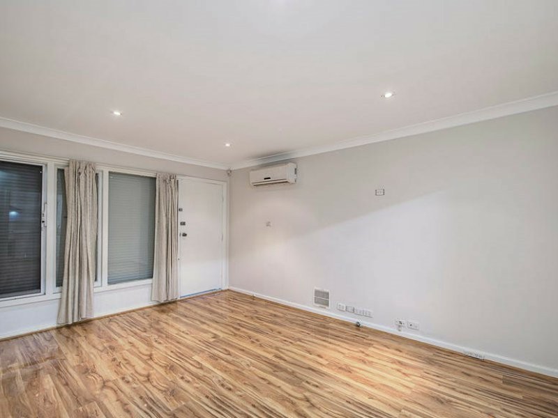 25D Ferrara Way, Girrawheen WA 6064