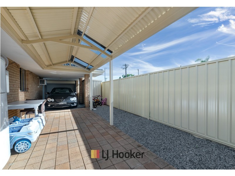 8 Mekong Place, Beechboro WA 6063