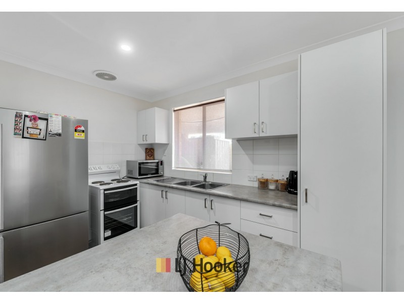 8 Mekong Place, Beechboro WA 6063