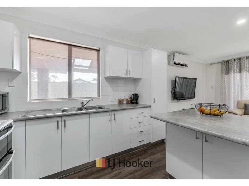 8 Mekong Place, Beechboro WA 6063