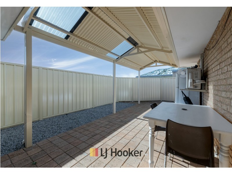 8 Mekong Place, Beechboro WA 6063
