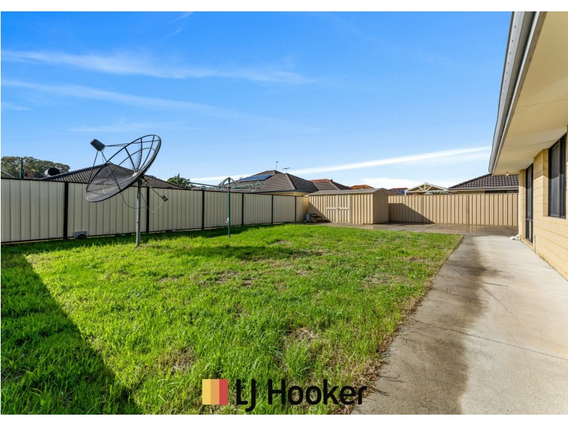 52 Tarradee Circuit, Thornlie WA 6108