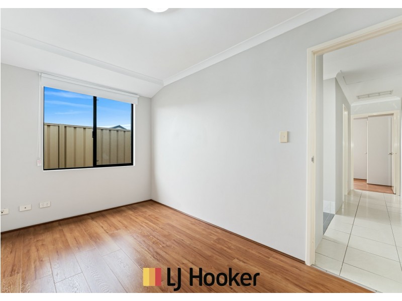 52 Tarradee Circuit, Thornlie WA 6108