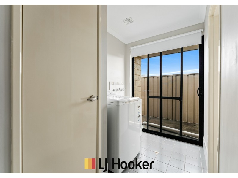 52 Tarradee Circuit, Thornlie WA 6108