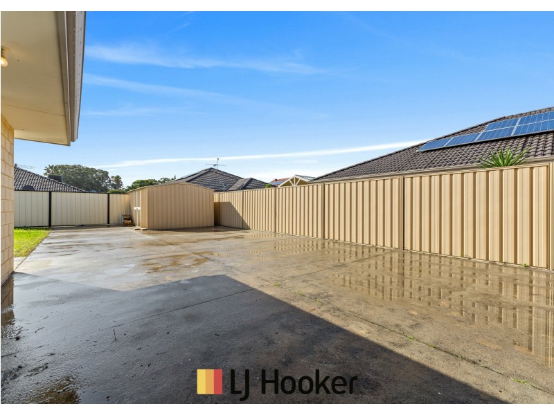 52 Tarradee Circuit, Thornlie WA 6108