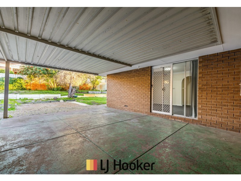 128 Widgee Road, Noranda WA 6062