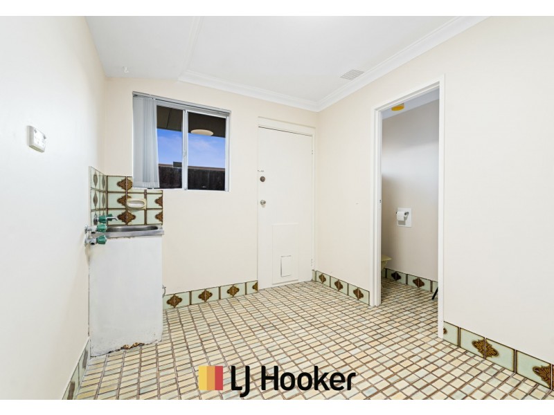 128 Widgee Road, Noranda WA 6062