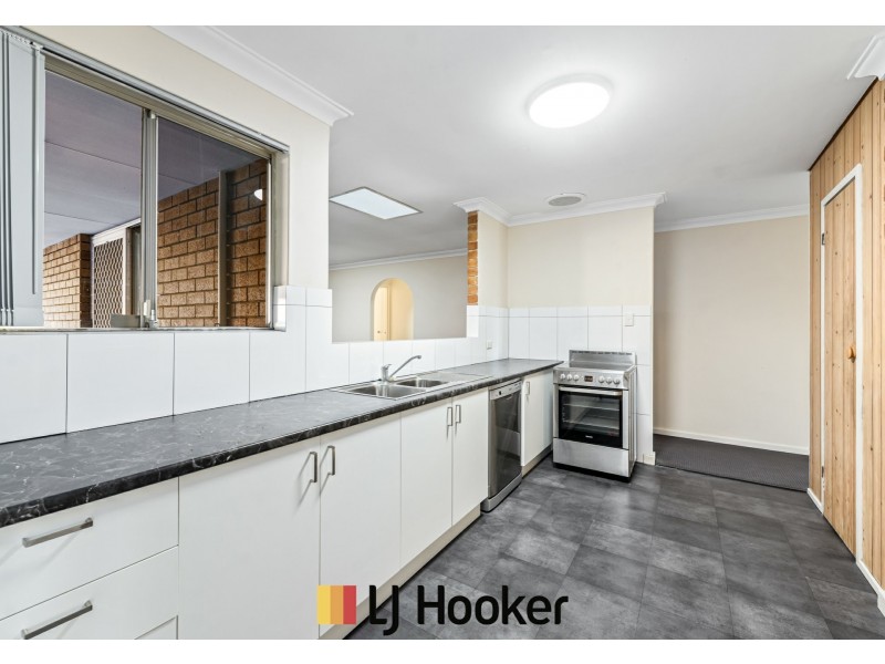 128 Widgee Road, Noranda WA 6062