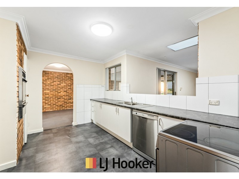 128 Widgee Road, Noranda WA 6062